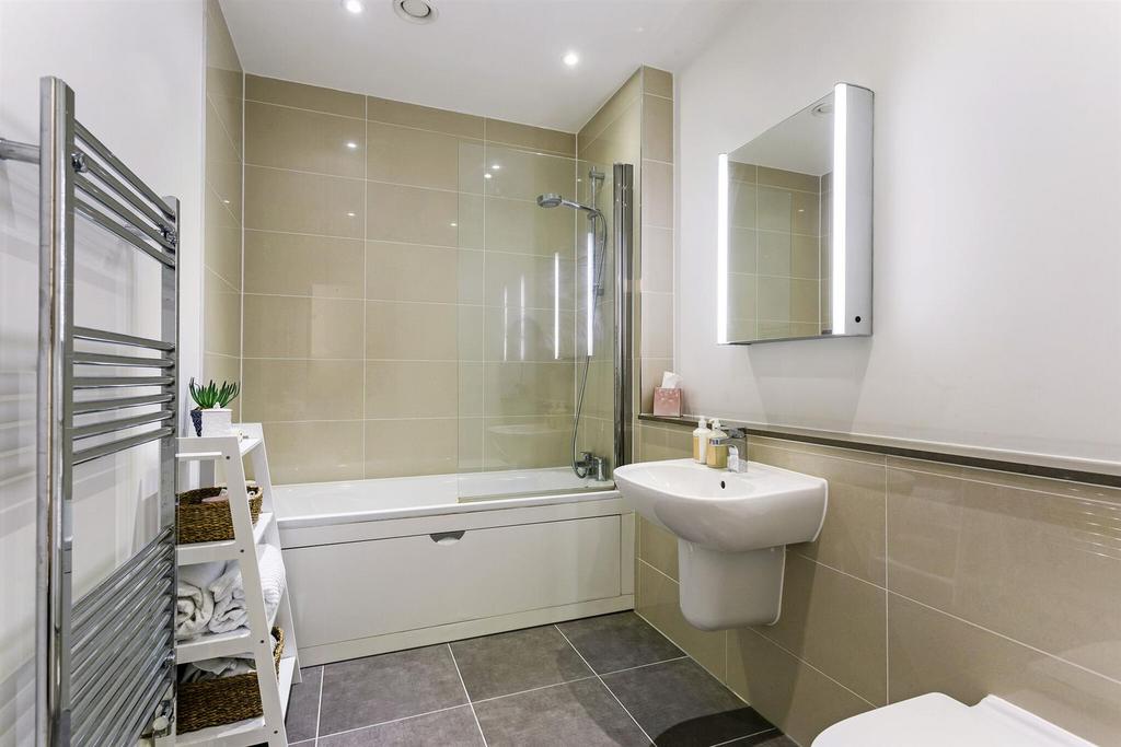 63602 Flat 9 The Pond House 19 Pittville Crescent