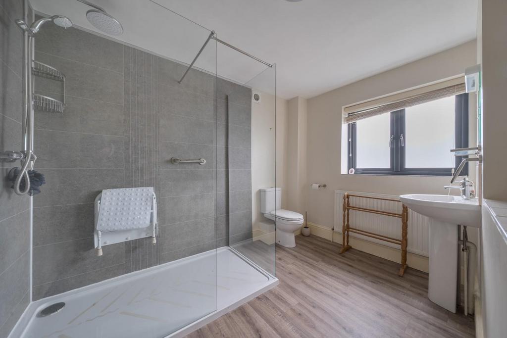 First Floor Shower Room.jpg