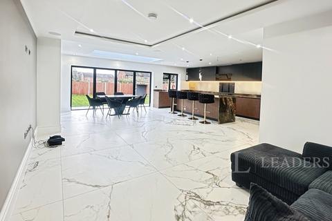 undefined, Priestleys, Luton, Bedfordshire, LU1