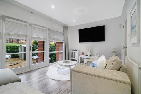 undefined, Errol Gardens, Glasgow, Glasgow City, G5