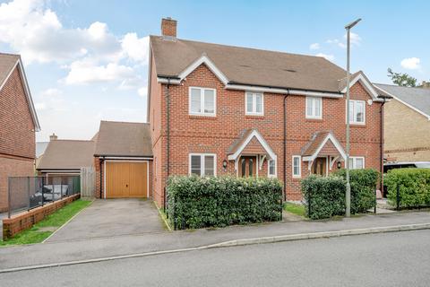 3 bedroom house for sale, Gardenia Drive, Farnham, GU10