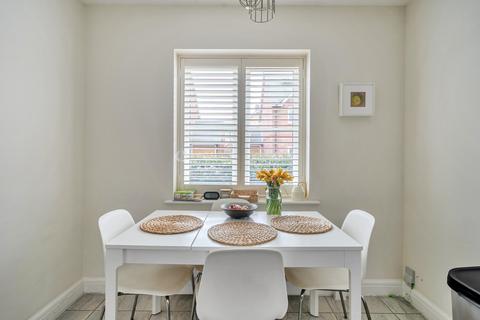 3 bedroom house for sale, Gardenia Drive, Farnham, GU10