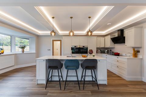 6 bedroom house for sale, Smallbrook Lane, Warminster, BA12