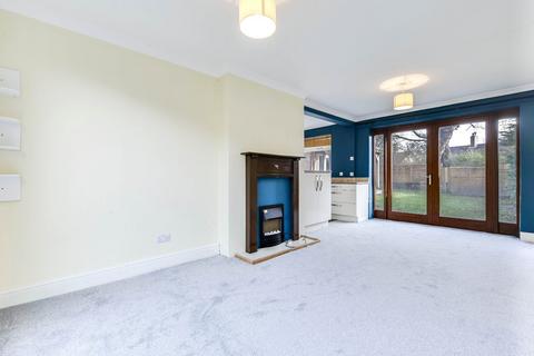 2 bedroom semi-detached house for sale, Tinshill Mount, Cookridge, Leeds, West Yorkshire, LS16