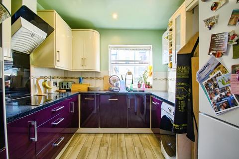3 bedroom terraced house for sale, Park Street, Swinton, Manchester, Greater Manchester, M27