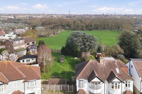 3 bedroom house for sale, Buckingham Road, Wanstead