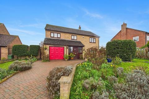4 bedroom detached house for sale, Hill House Lane, Croxton, IP24