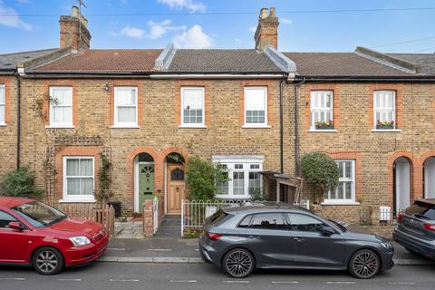 3 bedroom terraced house for sale, King Charles Crescent, Surbiton KT5