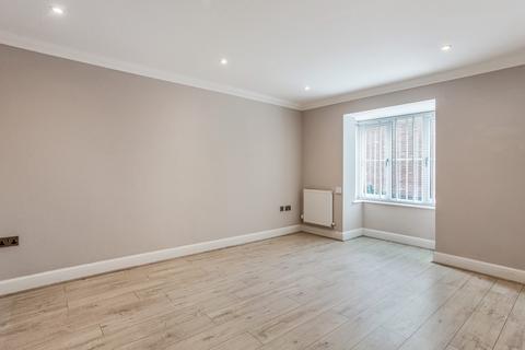 undefined, Grove Close, Farnham, GU10