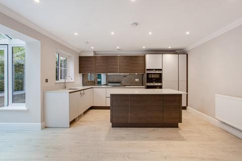 undefined, Grove Close, Farnham, GU10