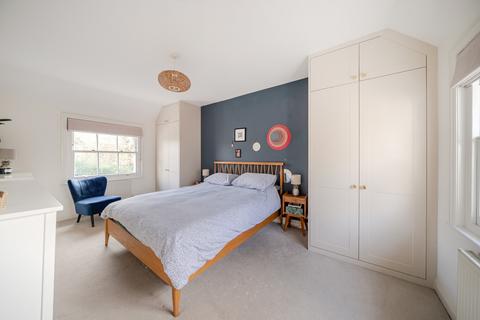 3 bedroom house for sale, Lavender Lane, Farnham, GU10