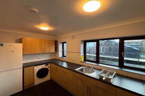 undefined, Mount Pleasant Road, Caterham CR3