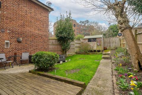 2 bedroom maisonette for sale, Westleigh Avenue, London, SW15