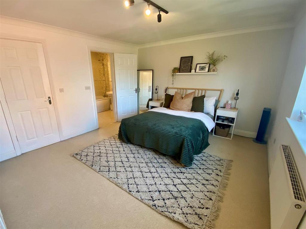 Bed Pin 1.jpg