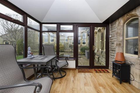 4 bedroom detached bungalow for sale, Moor Top Road, Huddersfield HD5