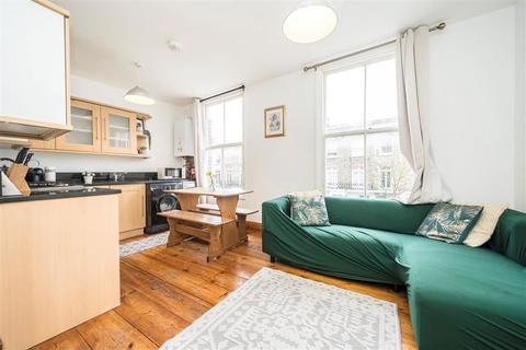 1 bedroom flat for sale, Davenant Road, London N19