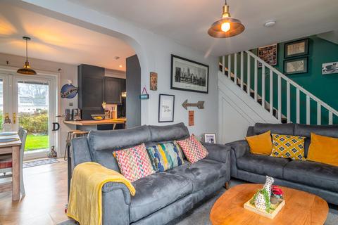 undefined, Limetree Walk, Milton Of Campsie, G66