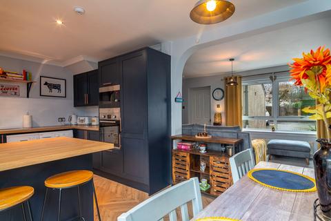 undefined, Limetree Walk, Milton Of Campsie, G66