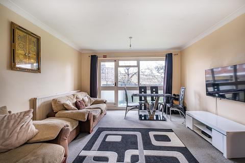 2 bedroom flat for sale, 2 Queens Road, Kingston Upon Thames, KT2