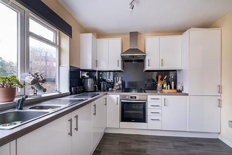 2 bedroom flat for sale, 2 Queens Road, Kingston Upon Thames, KT2