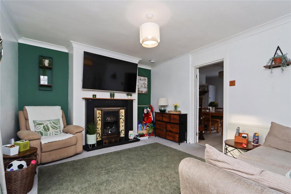 Living Room Pic 2