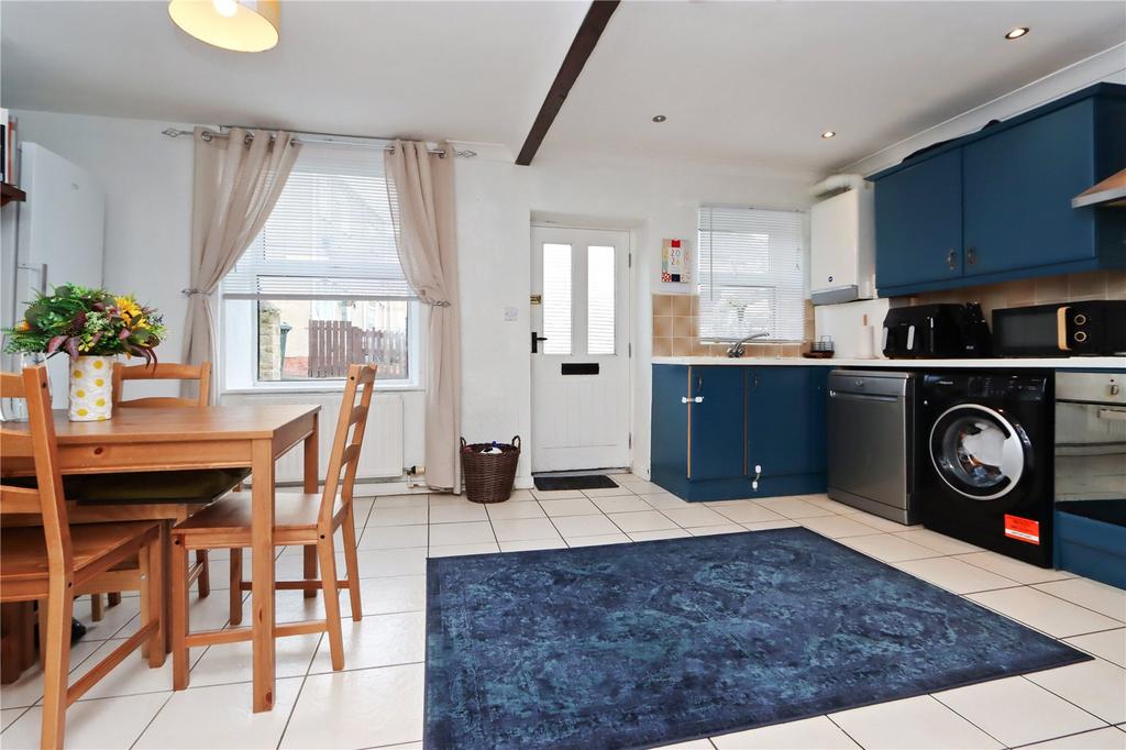Kitchen/Diner Pic 2