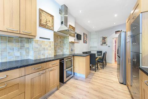 2 bedroom flat for sale, Canfield Gardens, South Hampstead, London, NW6