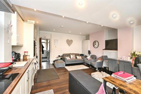 2 bedroom terraced house for sale, Dacre Road, Eastbourne