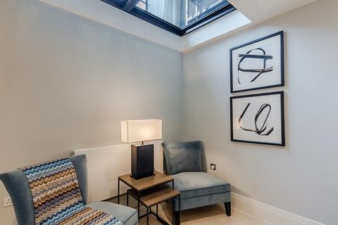 2 bedroom property to rent, Rainville Road, London W6