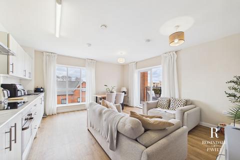 3 bedroom flat for sale, Rayon Close, Seam Court, SM6