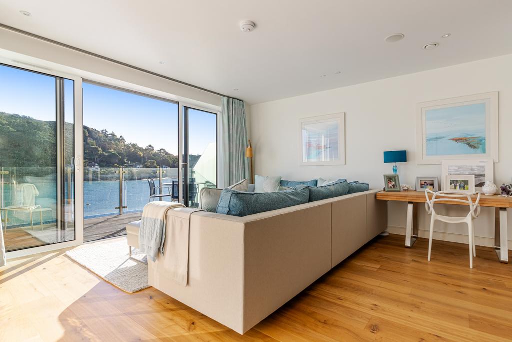 Lounge with balcony view