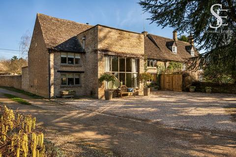 undefined, Alvescot, Bampton, OX18