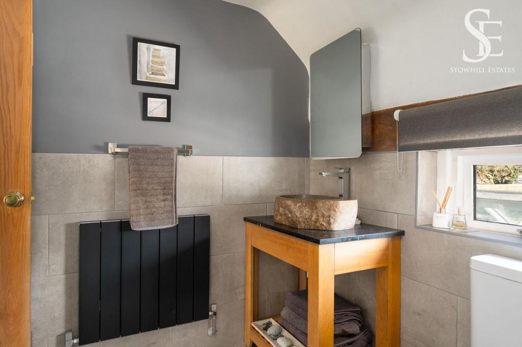 Family Shower Room