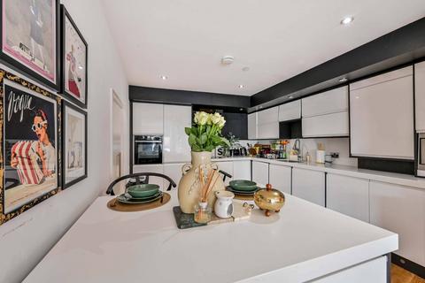 undefined, Bridle Lane, St Margarets, Twickenham, TW1