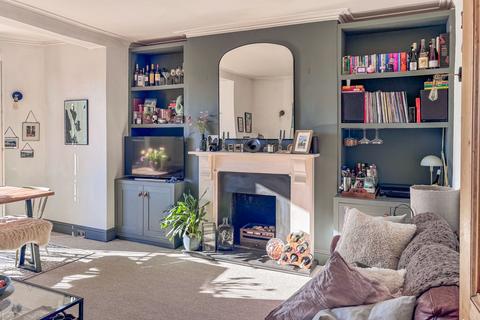 1 bedroom flat for sale, Ewell Road, Surbiton, KT6