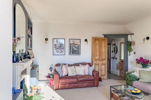 1 bedroom flat for sale, Ewell Road, Surbiton, KT6