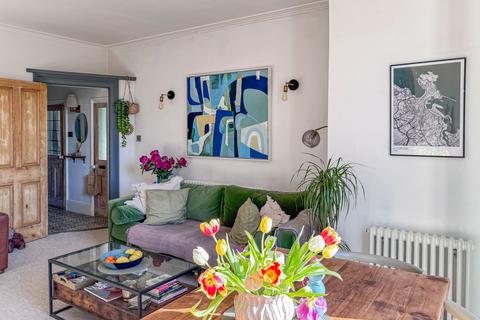 1 bedroom flat for sale, Ewell Road, Surbiton, KT6
