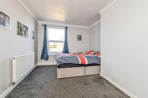 1 bedroom semi-detached house for sale, Edge Lane, DEWSBURY