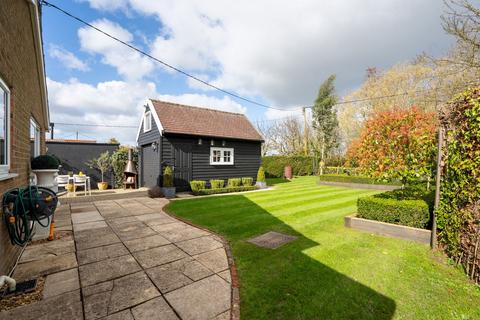 4 bedroom detached bungalow for sale, Newmarket CB8