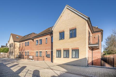 1 bedroom flat for sale, Gunnersbury Avenue, Ealing, W5