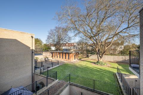 1 bedroom flat for sale, Gunnersbury Avenue, Ealing, W5
