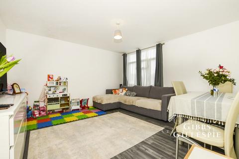 Flat to rent, Churchill Place, Harrow, HA1
