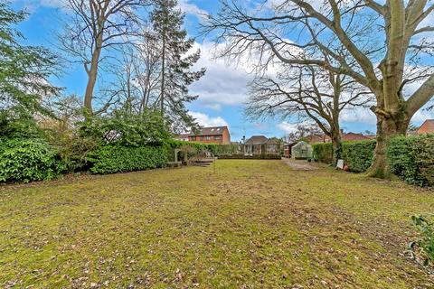 3 bedroom detached house for sale, Mayflower Road, Park Street, St. Albans