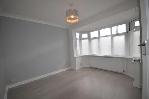 undefined, Tiverton Road, Edgware, HA8 6BE