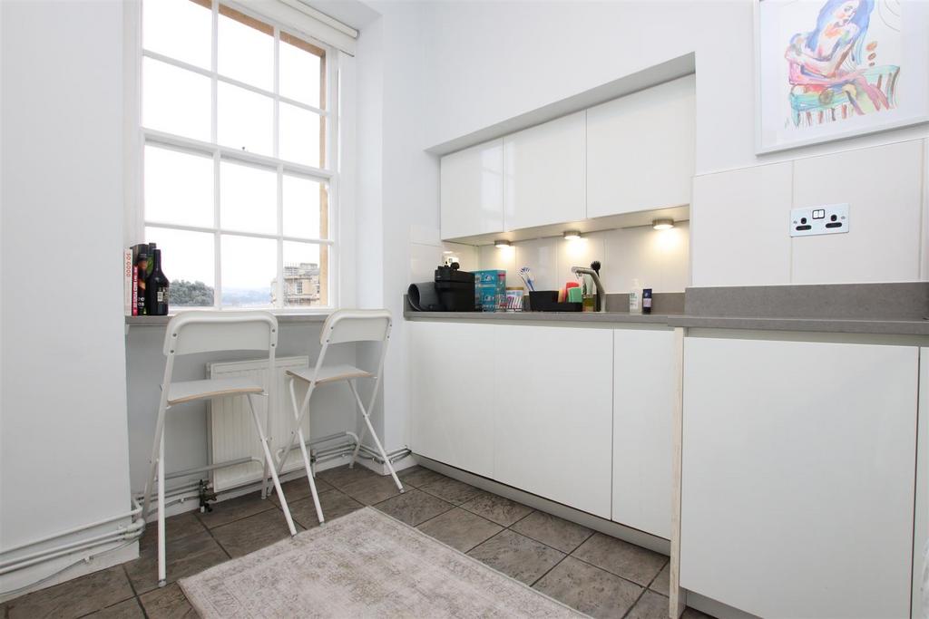 Kitchen.JPG