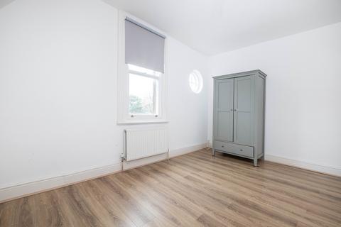 undefined, 1 Parklands, Surbiton, KT5