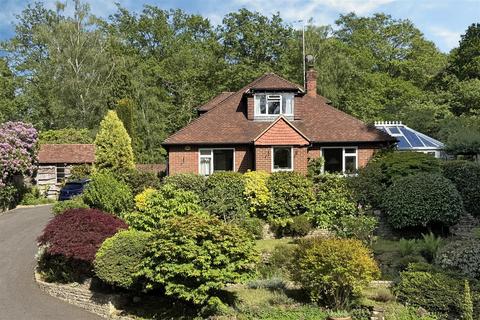 4 bedroom chalet for sale, Gasden Copse, Witley