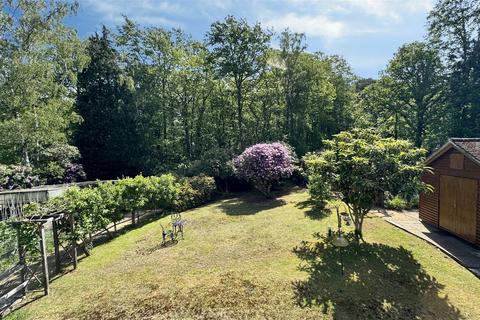 4 bedroom chalet for sale, Gasden Copse, Witley