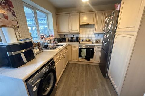 undefined, Ratcliffe Avenue, Burton-On-Trent DE14