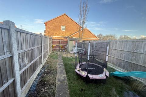 undefined, Ratcliffe Avenue, Burton-On-Trent DE14